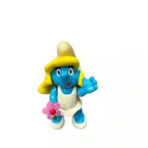 1996 Toy Island 3” Posable Smurfette Figure W/ Flower